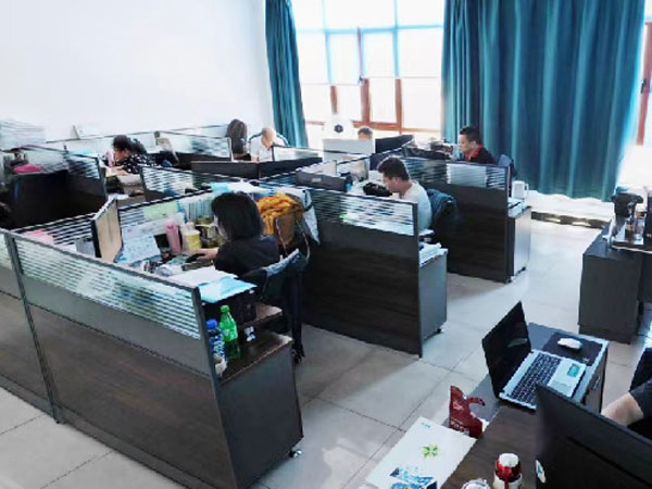Ambiente uf-ficio 1