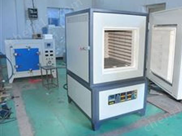 Forno A vuoto contro forno generale: analisi tecnica delle differenziazioni